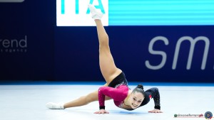 q sen iw 8 ita 2 ciurlanti arianna sfe05289 copia simone ferraro ph